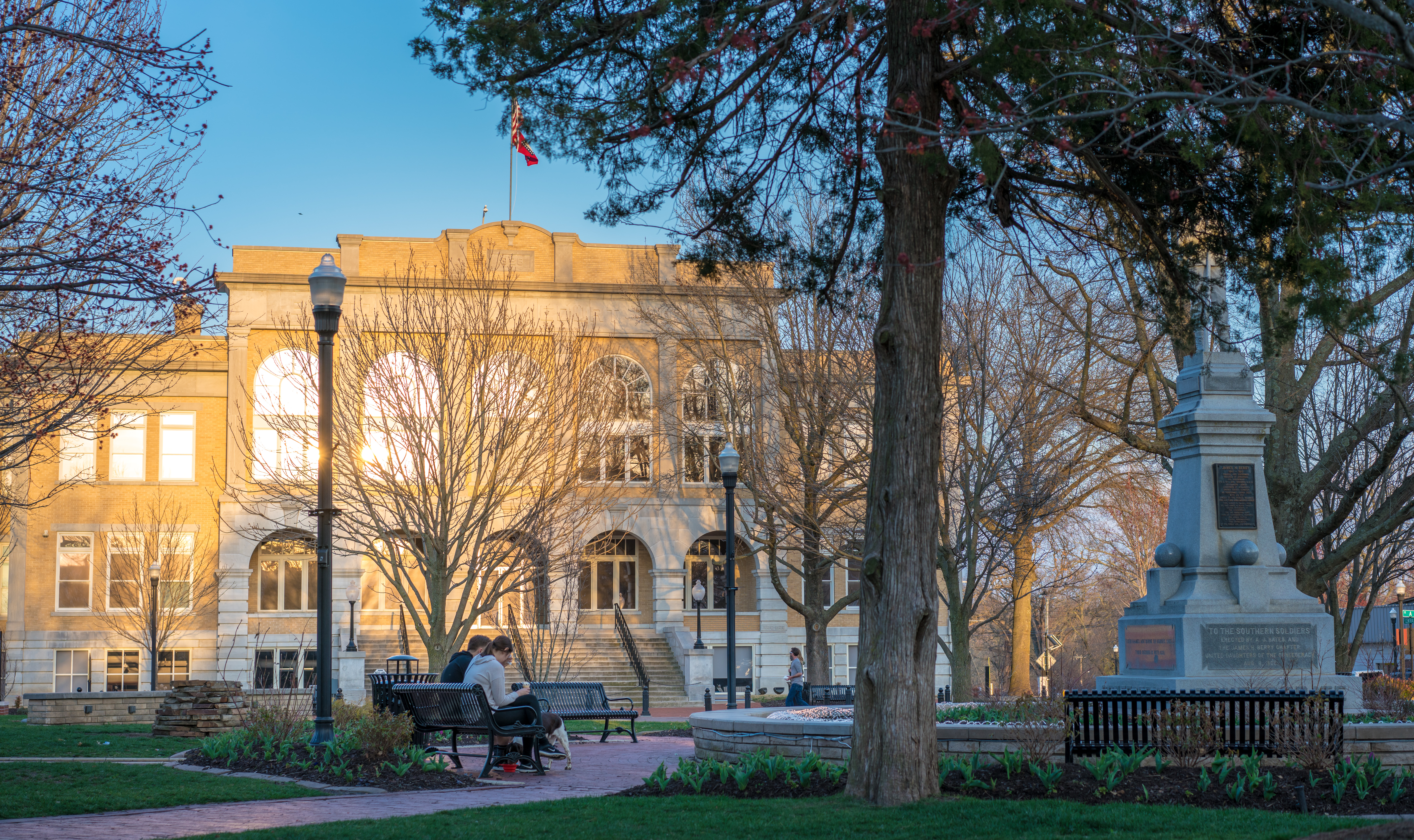 Historical downtown Bentonville square, Northwest Arkansas, USA Arkansas flags